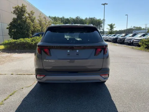 More photos of 2026 Hyundai Tucson SEL at ALM Hyundai West, GA