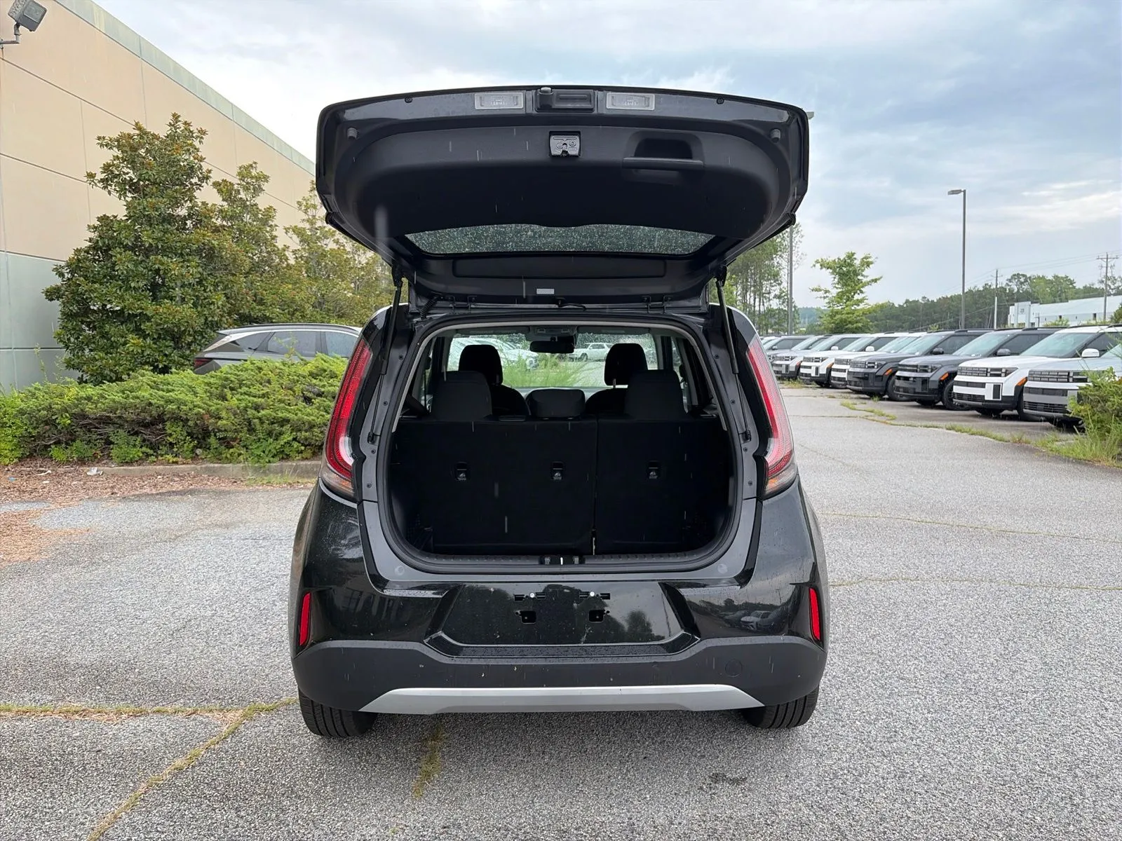 2025 Kia Soul LX - Photo 11