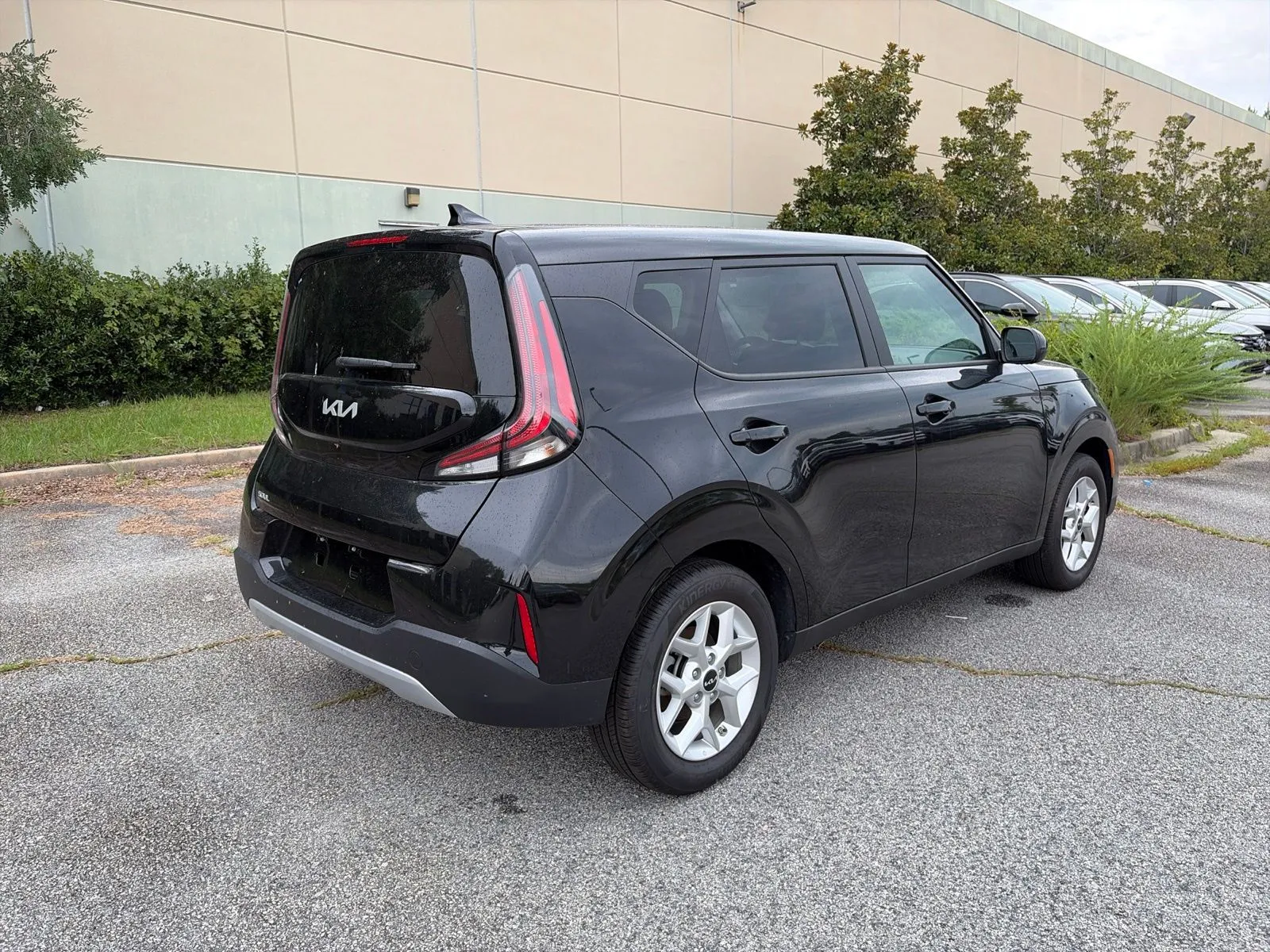 2025 Kia Soul LX - Photo 6