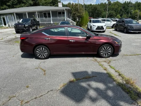 More photos of 2024 Nissan Altima 2.5 SV at ALM Hyundai West, GA