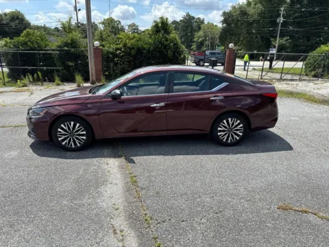 Photos of 2024 Nissan Altima 2.5 SV for sale in Lithia Springs, GA at ALM Hyundai West