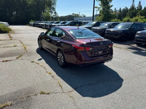 Another view of 2024 Nissan Altima 2.5 SV for sale in Lithia Springs, GA at ALM Hyundai West