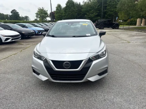 Photos of 2020 Nissan Versa 1.6 S for sale in Lithia Springs, GA at ALM Hyundai West