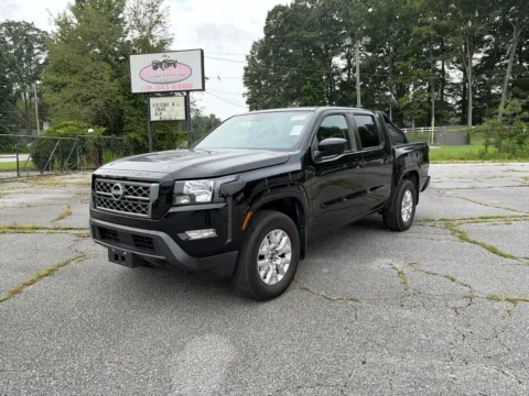 Photos of 2023 Nissan Frontier SV for sale in Lithia Springs, GA at ALM Hyundai West