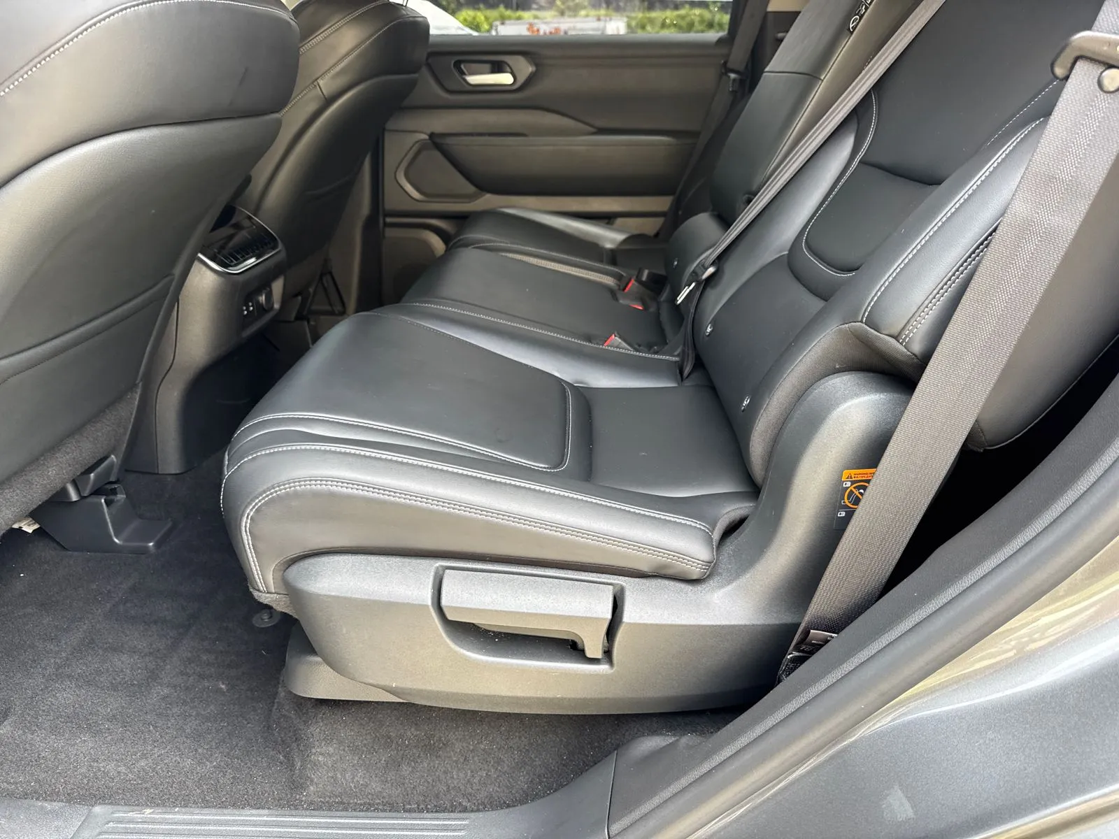 2025 Nissan Armada SV - Photo 20