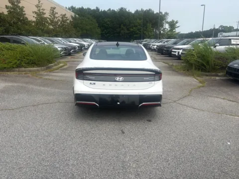 More photos of 2024 Hyundai Sonata Hybrid Limited at ALM Hyundai West, GA