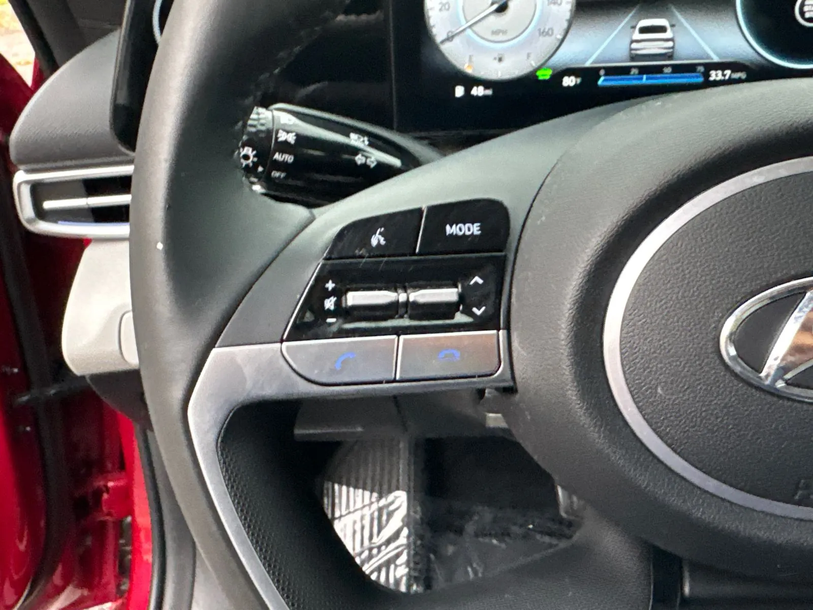 2023 Hyundai Elantra Limited - Photo 24