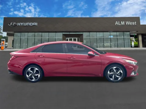 More photos of 2023 Hyundai Elantra Hybrid Limited at ALM Hyundai West, GA