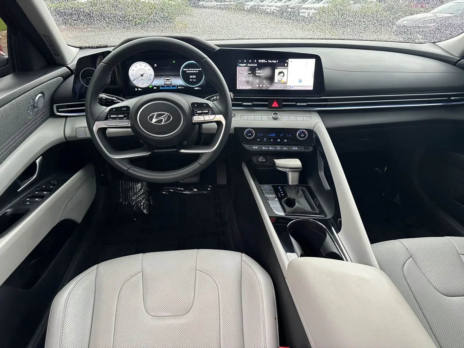 2023 Hyundai Elantra Limited - Photo 22