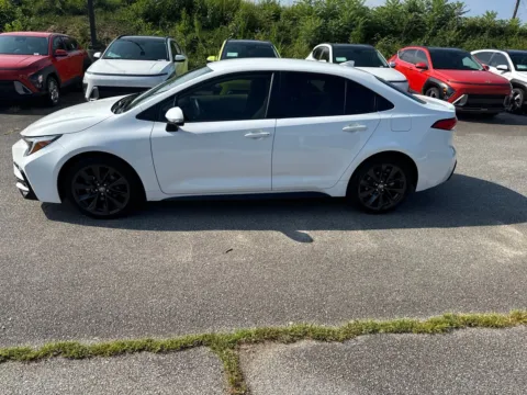 Photos of 2025 Toyota Corolla Hybrid SE for sale in Lithia Springs, GA at ALM Hyundai West
