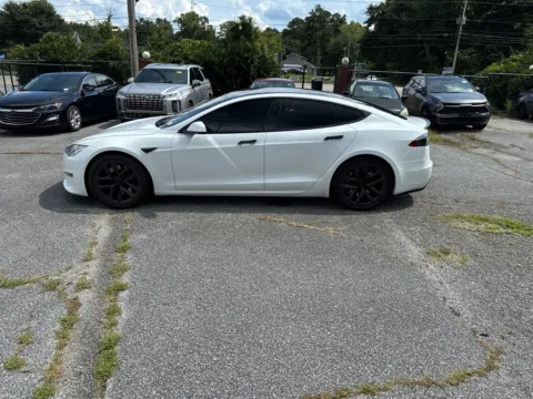 Photos of 2022 Tesla Model S Plaid for sale in Lithia Springs, GA at ALM Hyundai West