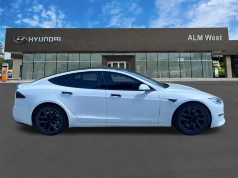More photos of 2022 Tesla Model S Plaid at ALM Hyundai West, GA