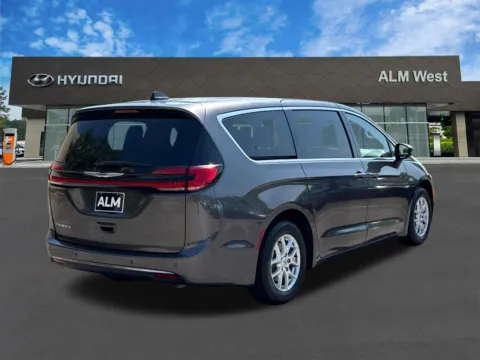 More photos of 2023 Chrysler Pacifica Touring L at ALM Hyundai West, GA