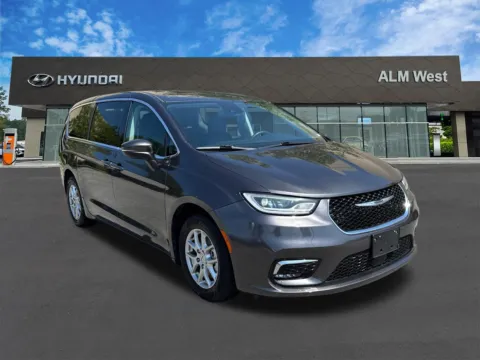 Another view of 2023 Chrysler Pacifica Touring L for sale in Lithia Springs, GA at ALM Hyundai West