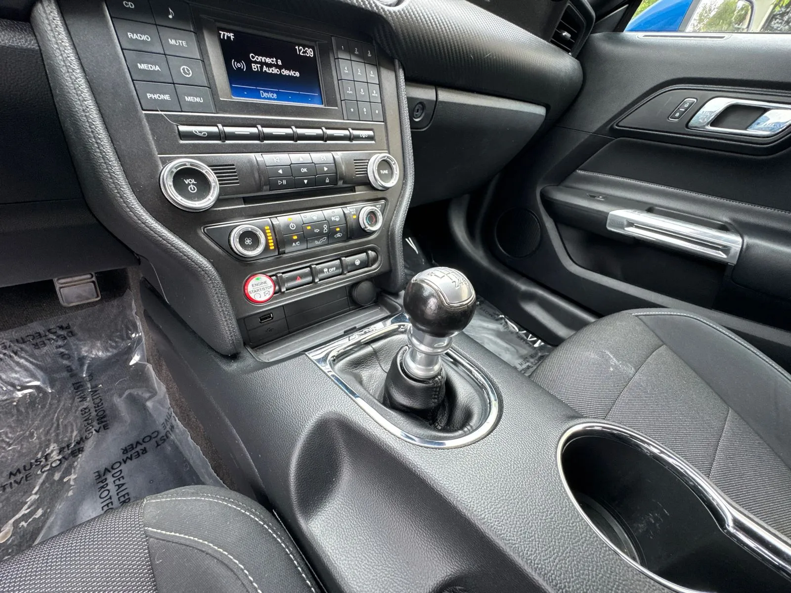 2017 Ford Mustang V6 - Photo 22