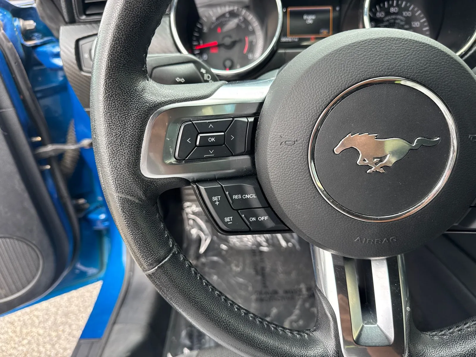 2017 Ford Mustang V6 - Photo 18