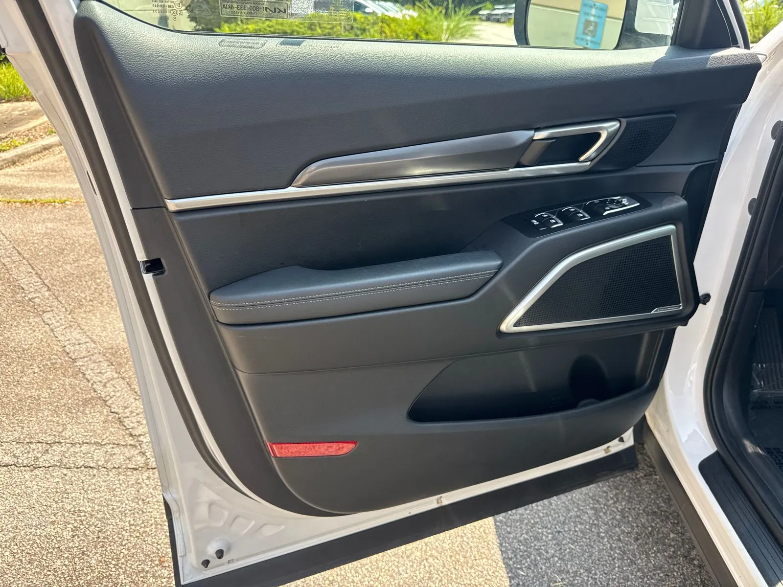 2023 Kia Telluride S - Photo 10