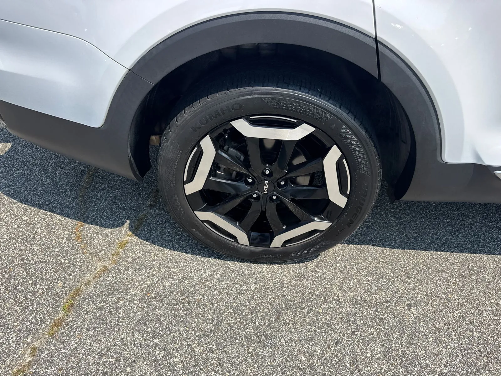 2023 Kia Telluride S - Photo 17