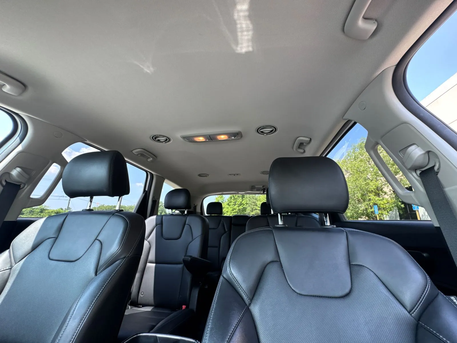 2023 Kia Telluride S - Photo 30