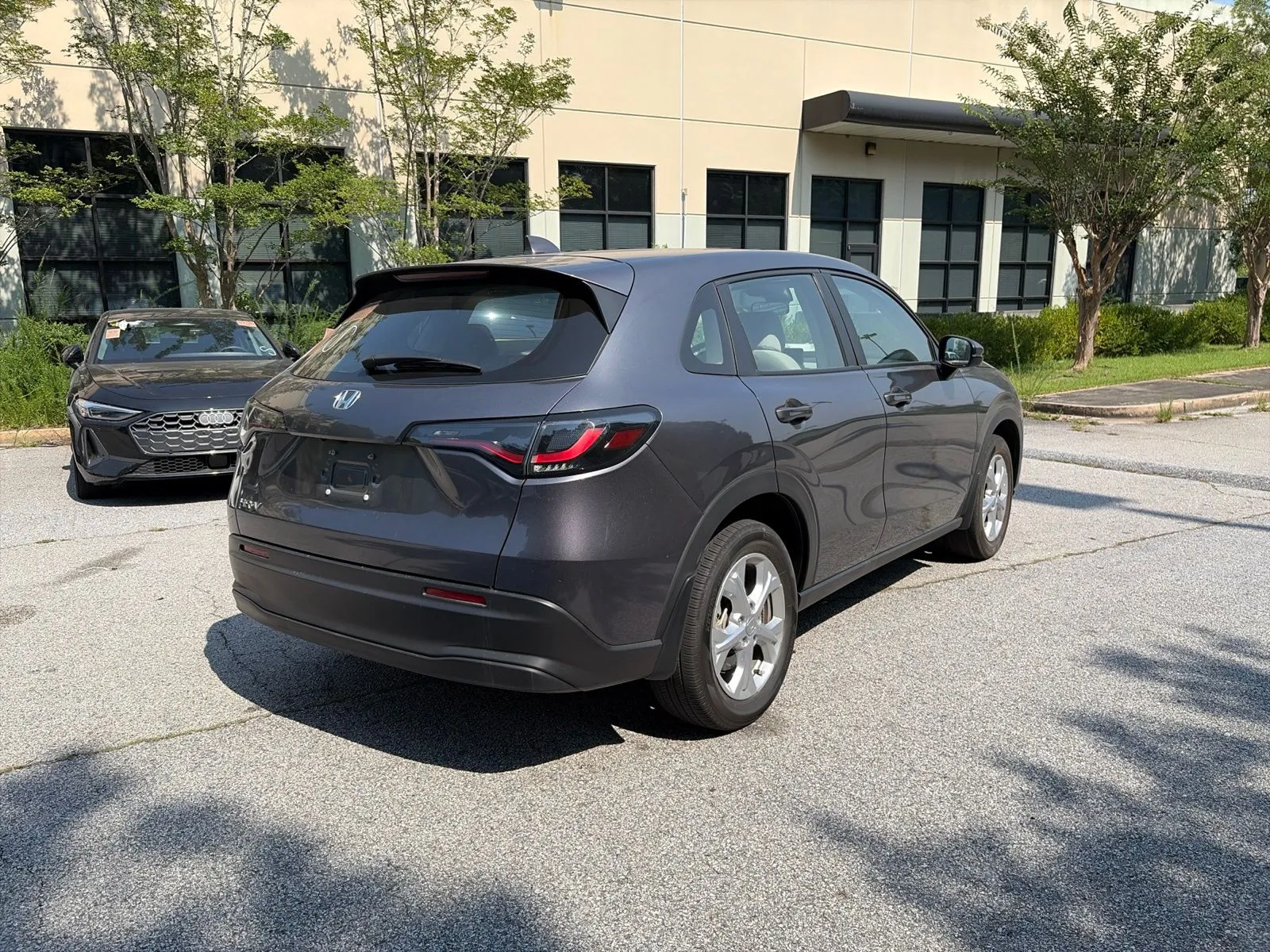 2023 Honda HR-V LX - Photo 6