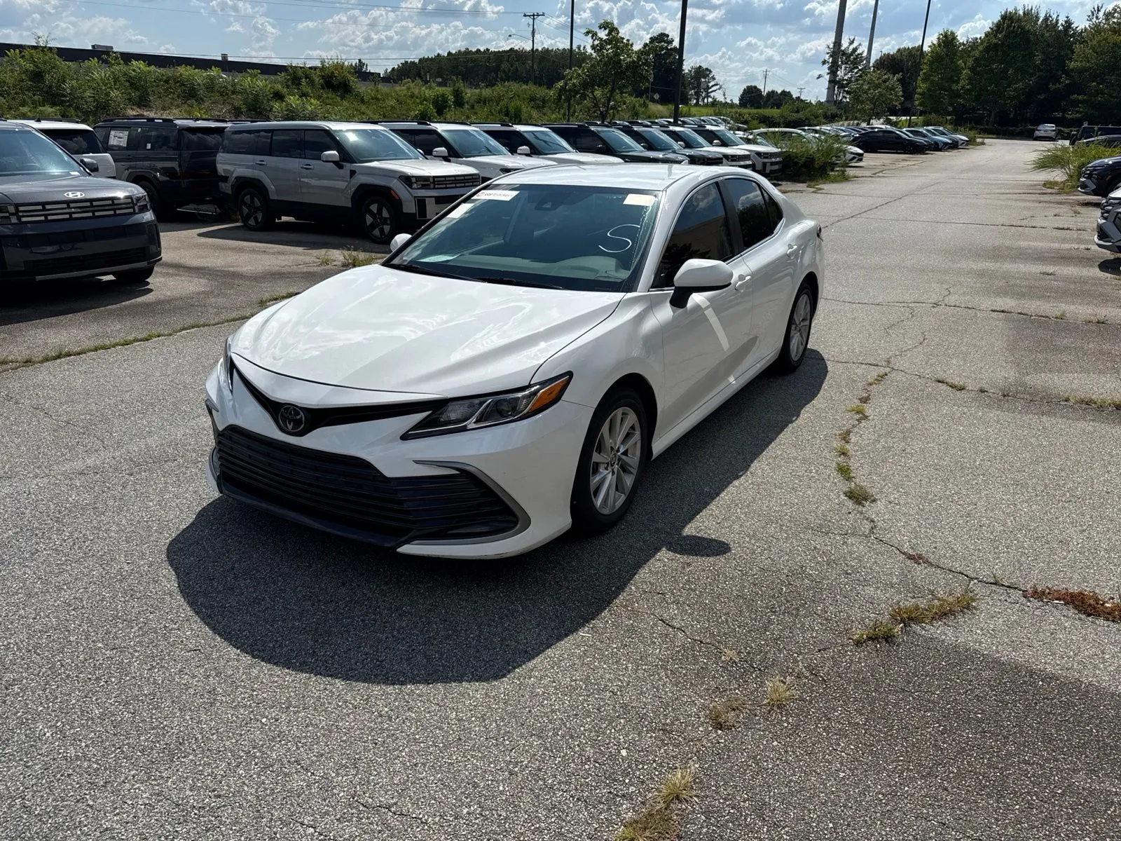 White 2024 Toyota Camry LE for sale in Lithia Springs, GA