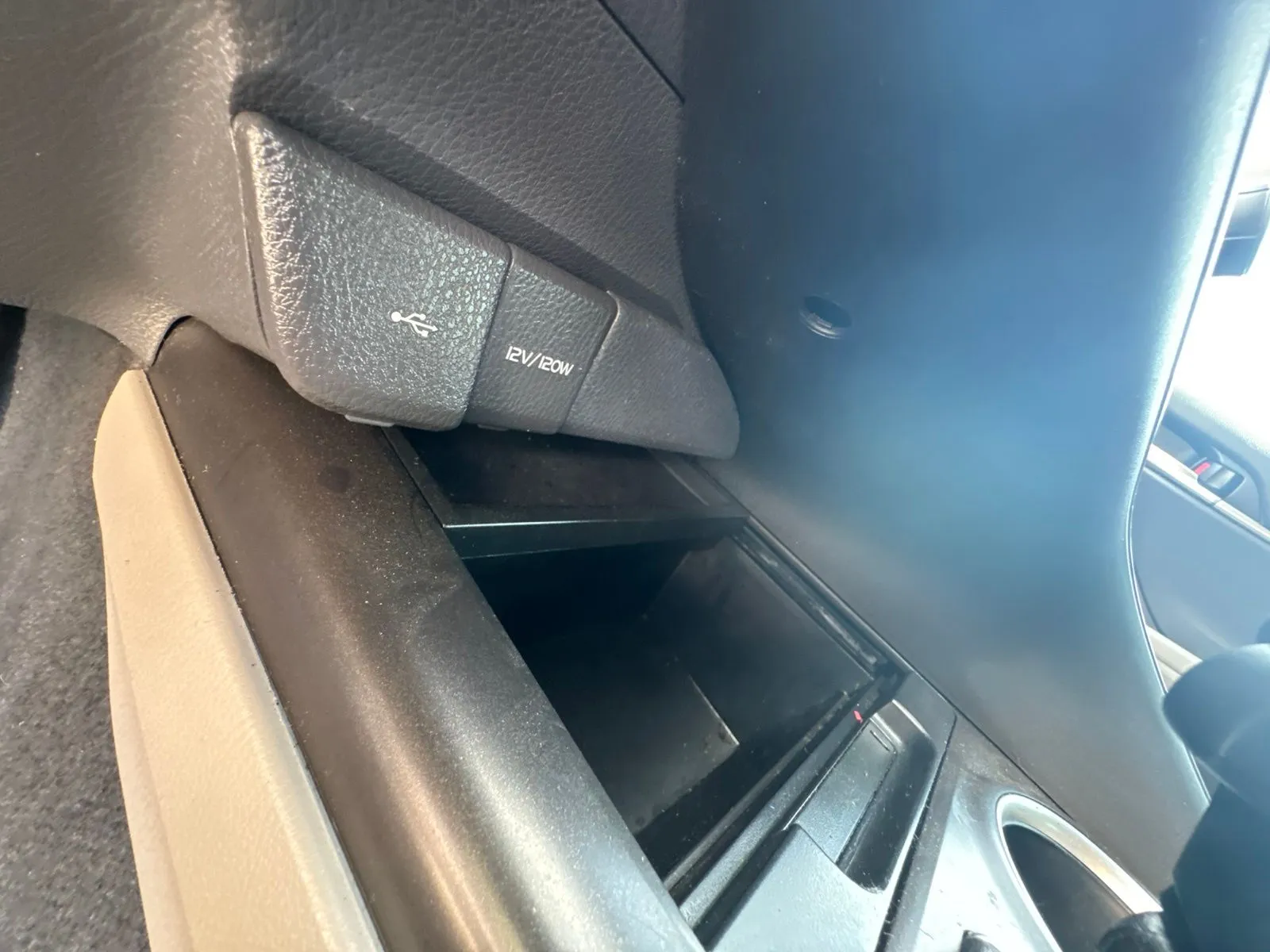 2024 Toyota Camry LE - Photo 19