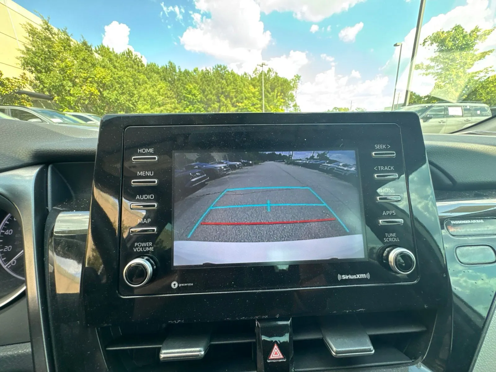 2024 Toyota Camry LE - Photo 22