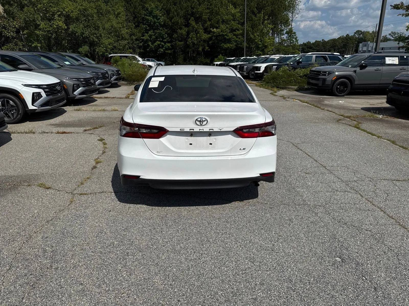 2024 Toyota Camry LE - Photo 10