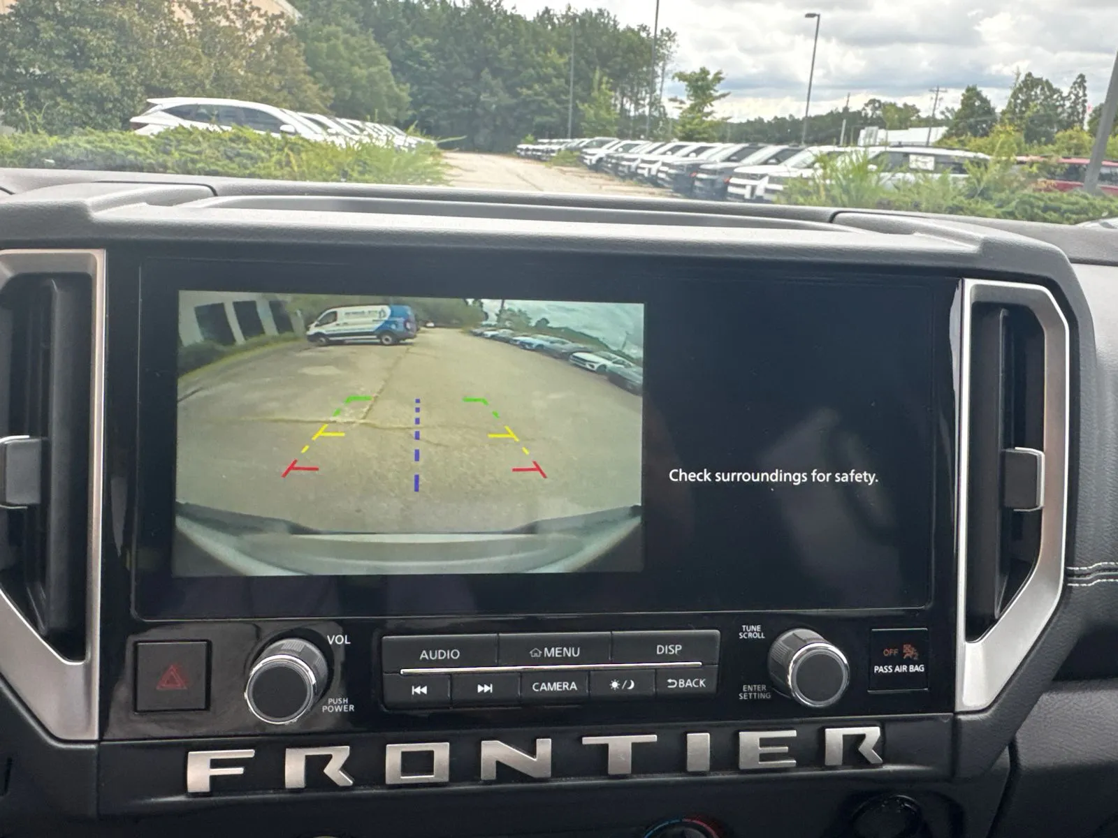 2025 Nissan Frontier SV - Photo 27