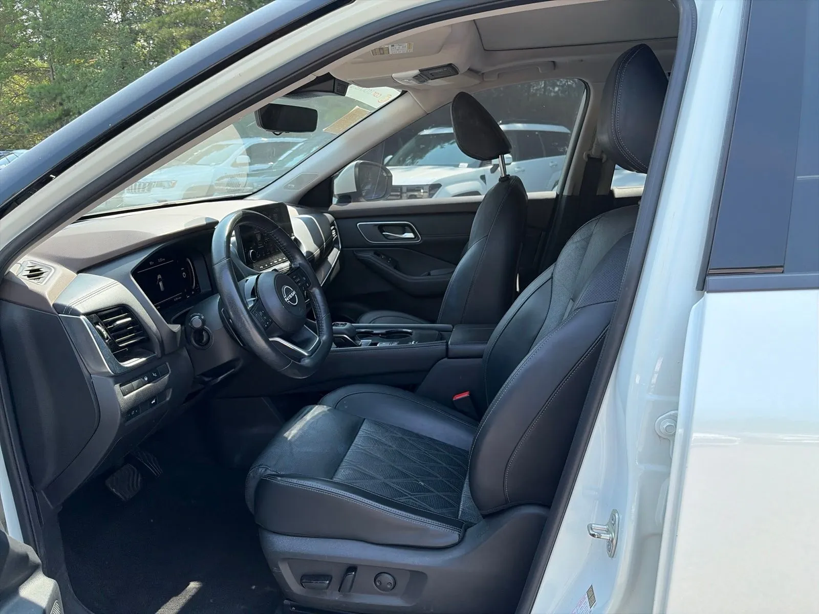 2022 Nissan Rogue Platinum - Photo 9