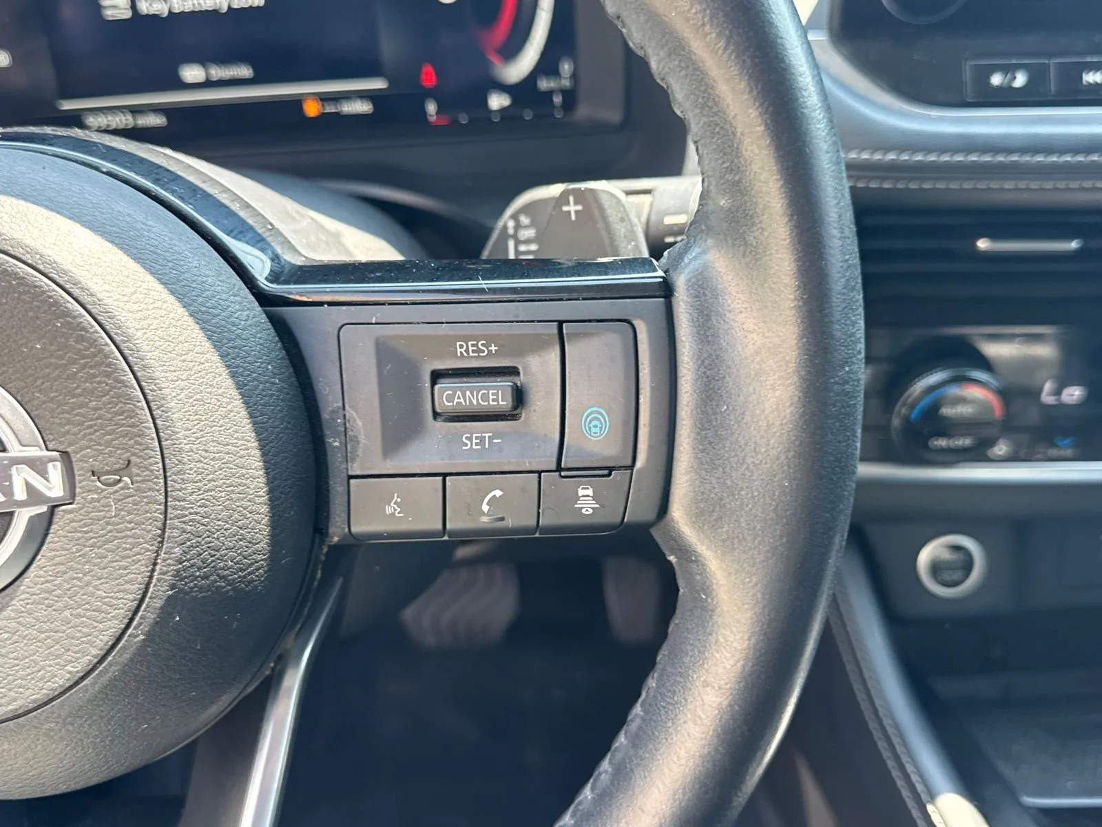 2022 Nissan Rogue Platinum - Photo 26