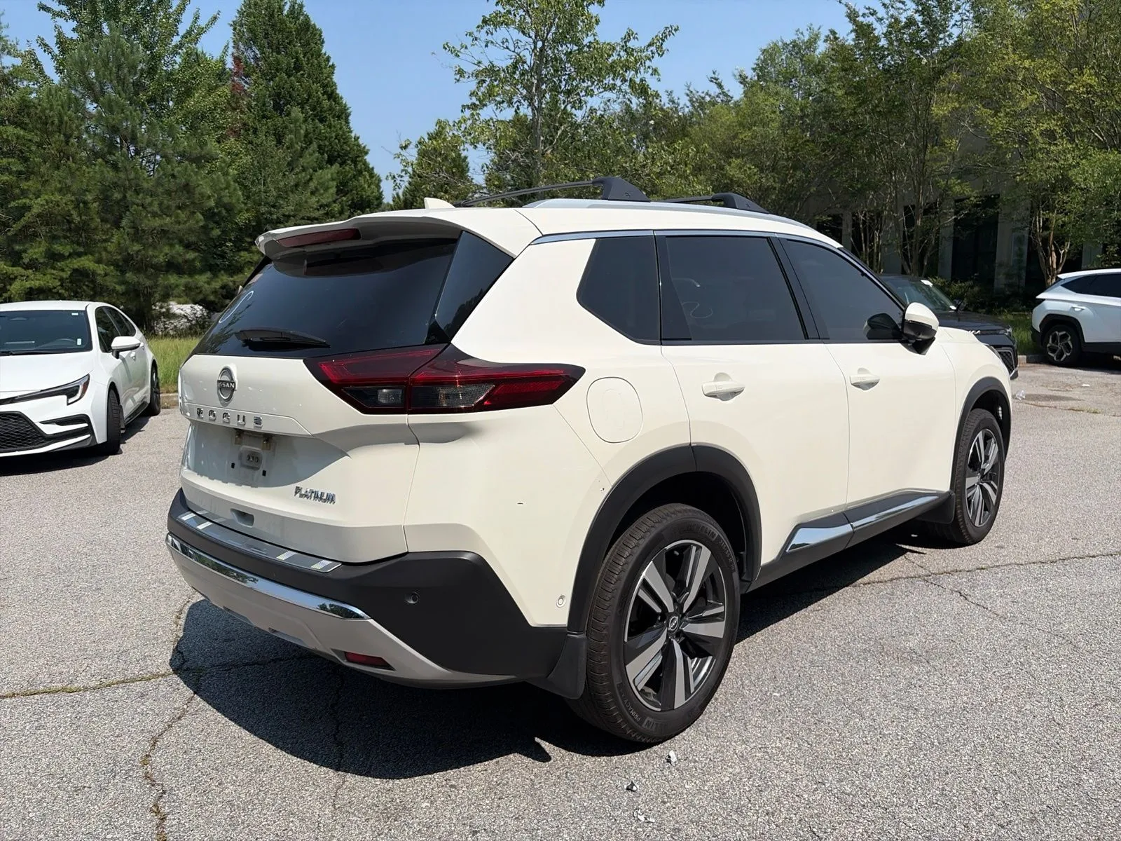 2022 Nissan Rogue Platinum - Photo 6