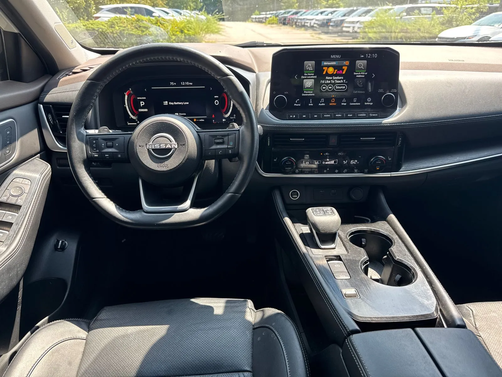 2022 Nissan Rogue Platinum - Photo 23