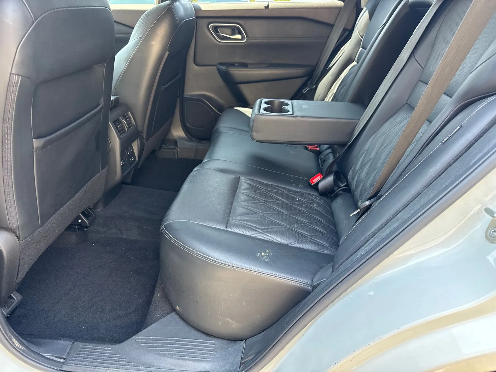 2022 Nissan Rogue Platinum - Photo 21