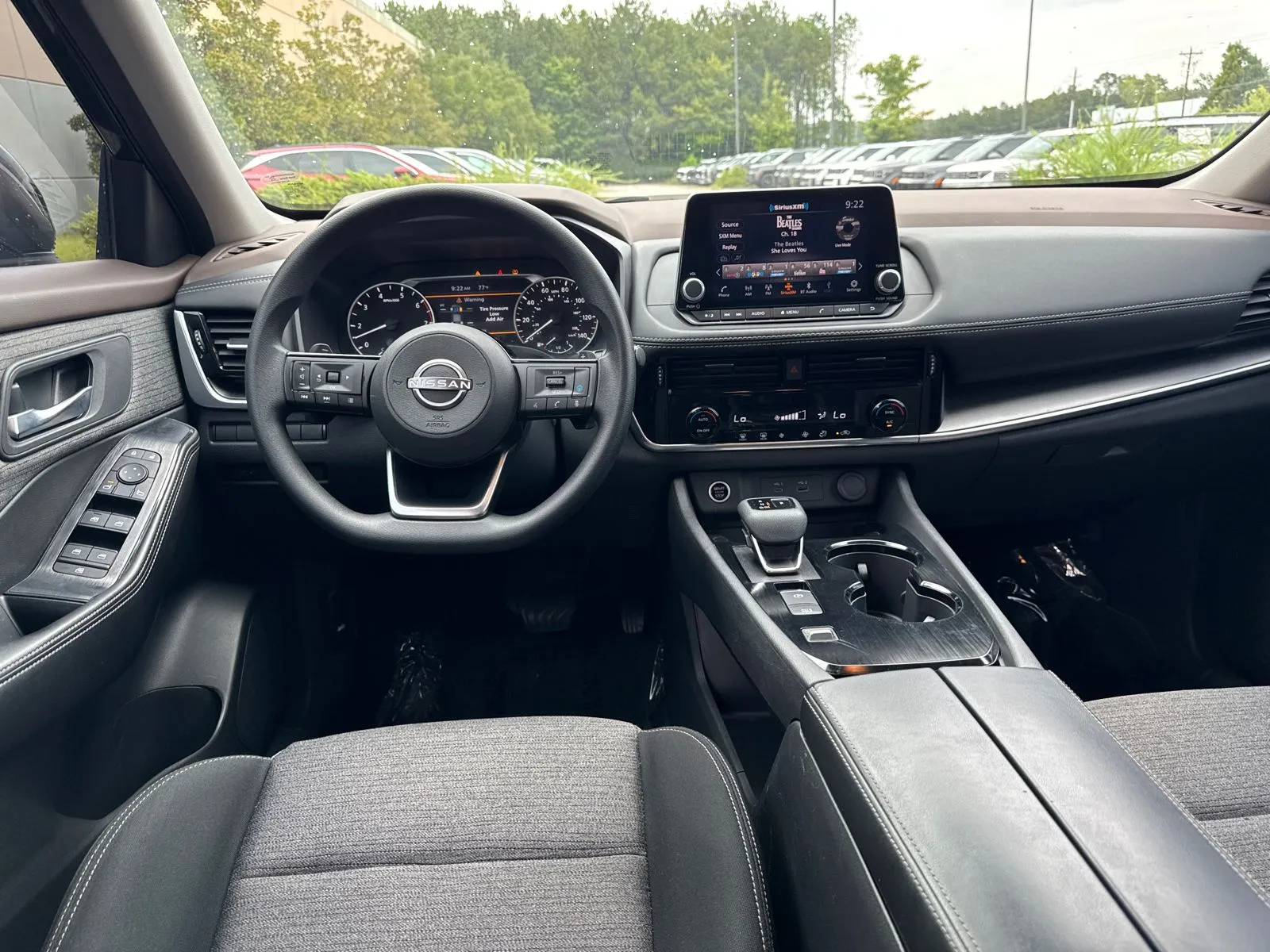 2023 Nissan Rogue SV - Photo 22