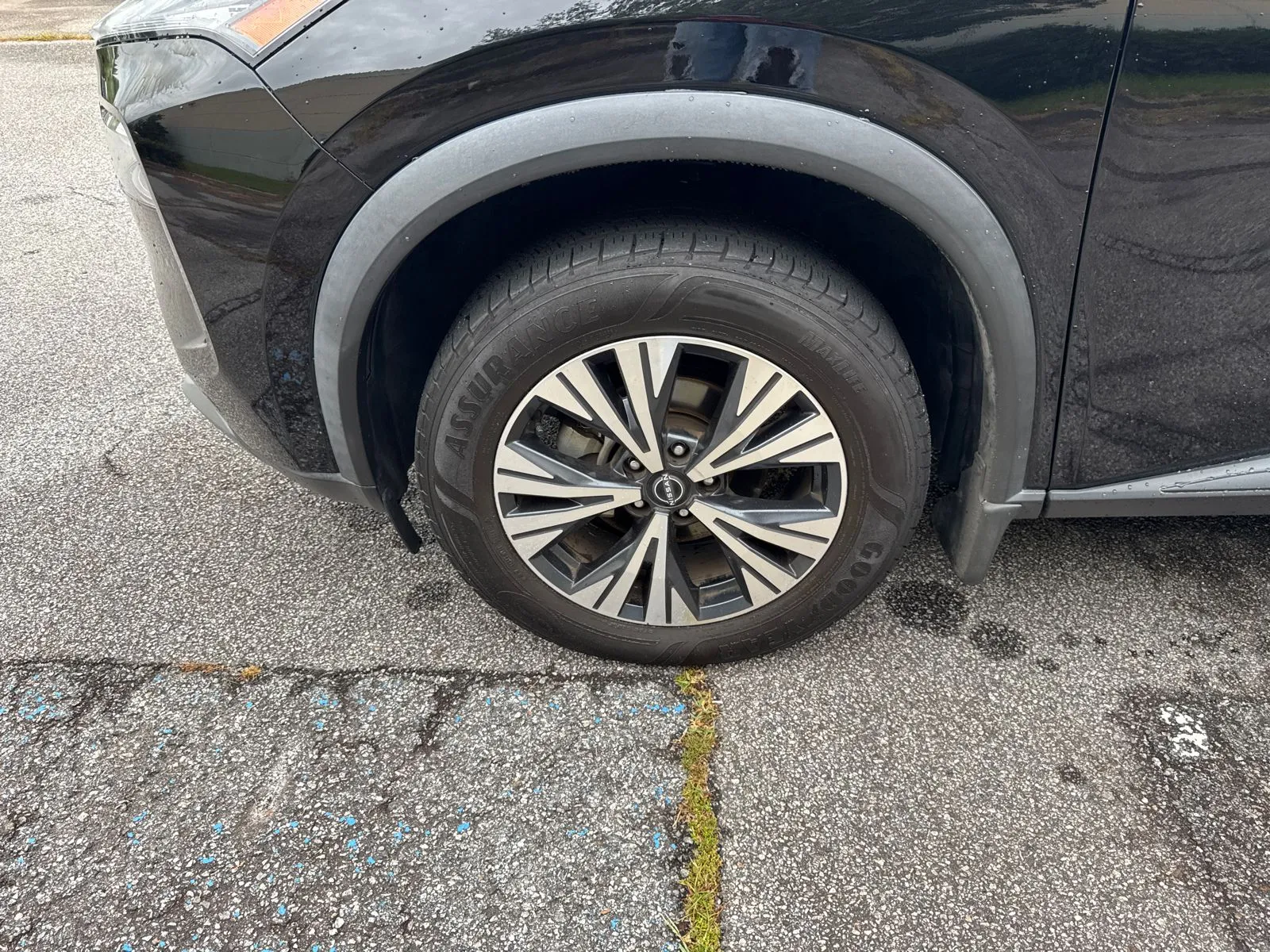 2023 Nissan Rogue SV - Photo 11