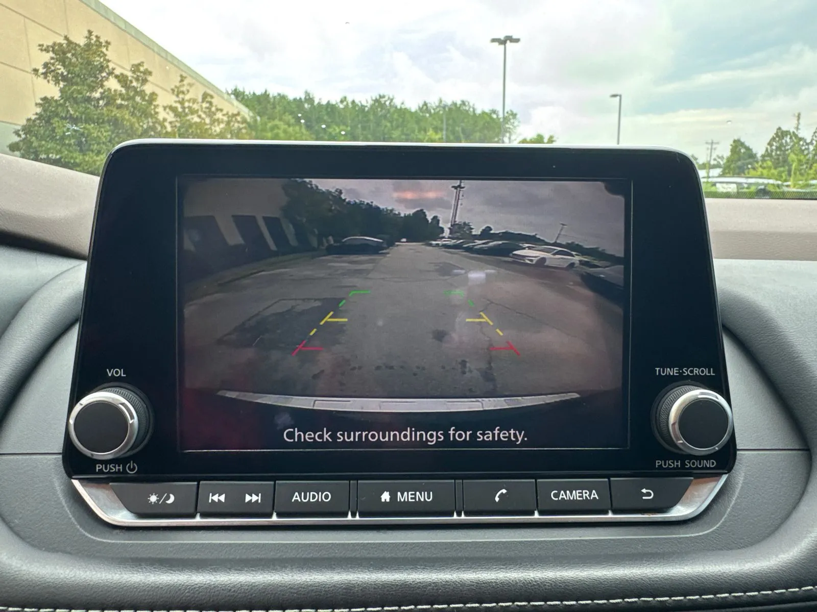 2023 Nissan Rogue SV - Photo 28