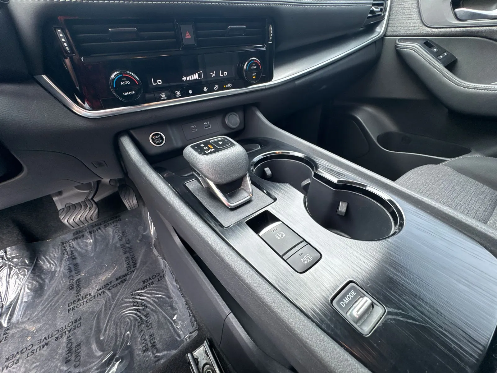 2023 Nissan Rogue SV - Photo 29
