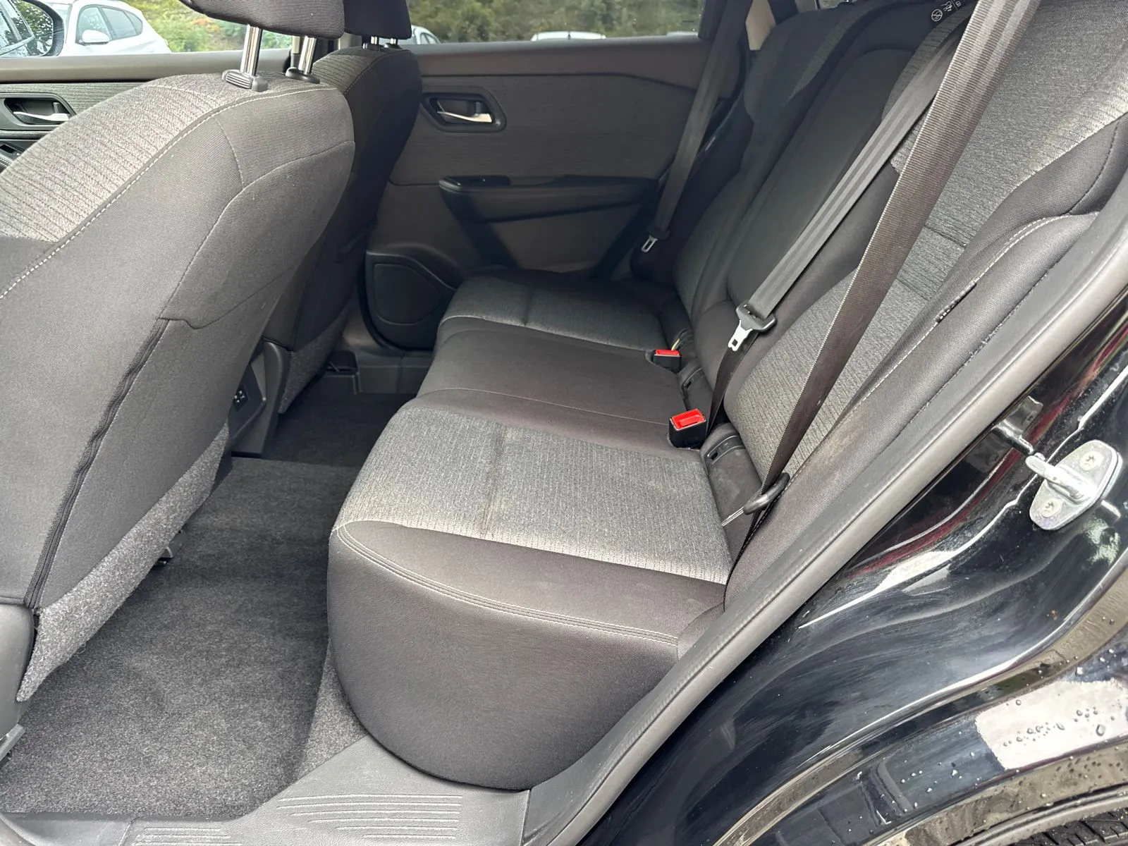2023 Nissan Rogue SV - Photo 20