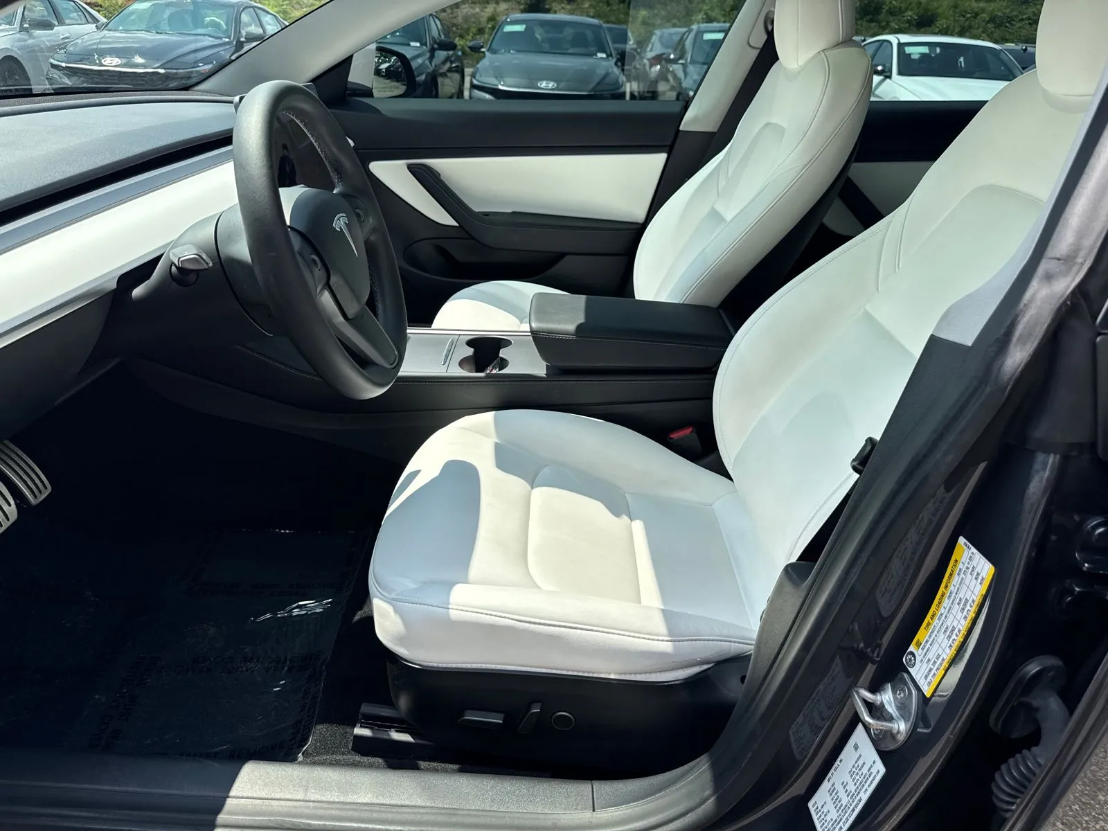 2021 Tesla Model 3 Base - Photo 9