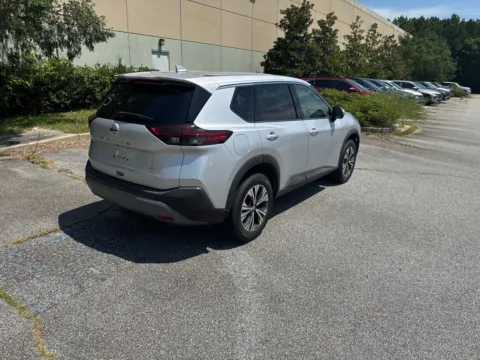More photos of 2021 Nissan Rogue SV at ALM Hyundai West, GA