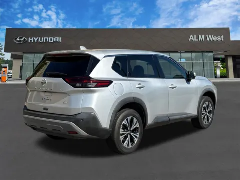 More photos of 2021 Nissan Rogue SV at ALM Hyundai West, GA