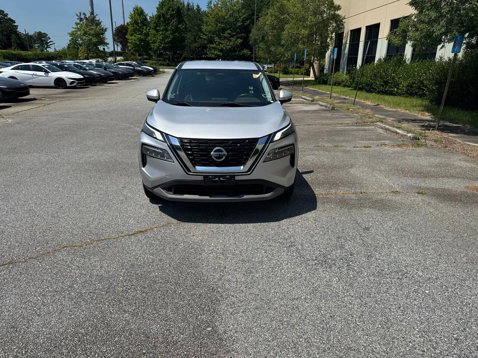 2021 Nissan Rogue SV - Photo 7