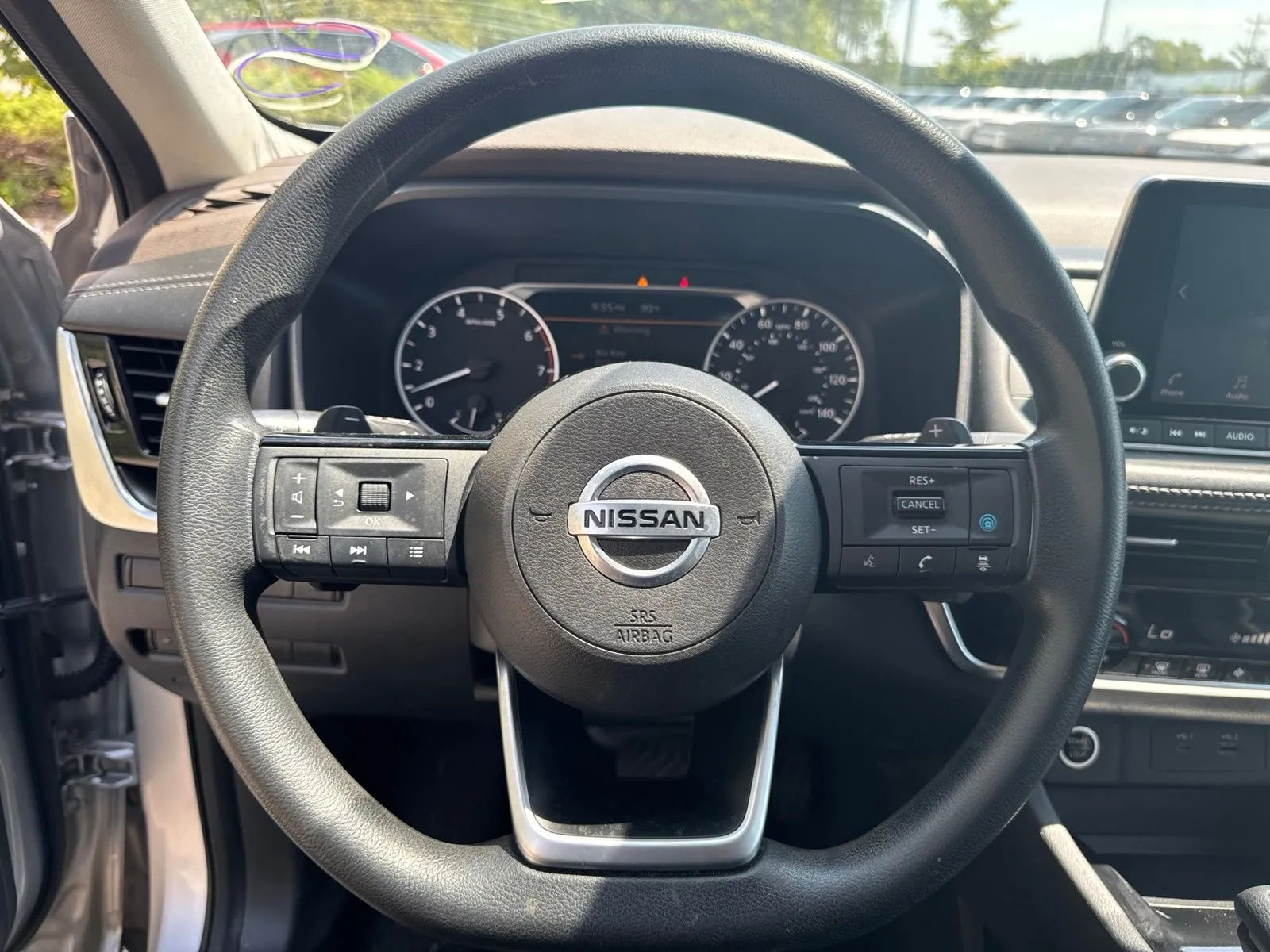 2021 Nissan Rogue SV - Photo 17