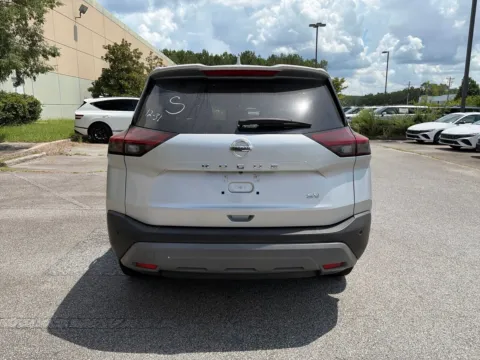 More photos of 2021 Nissan Rogue SV at ALM Hyundai West, GA