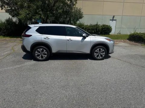 More photos of 2021 Nissan Rogue SV at ALM Hyundai West, GA