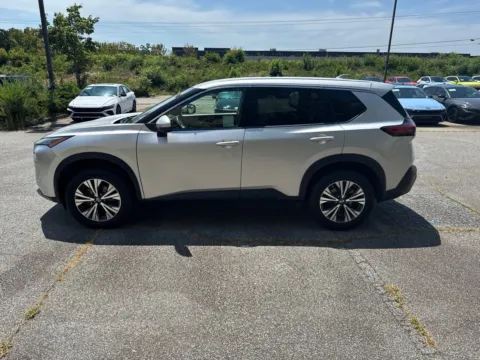 Photos of 2021 Nissan Rogue SV for sale in Lithia Springs, GA at ALM Hyundai West