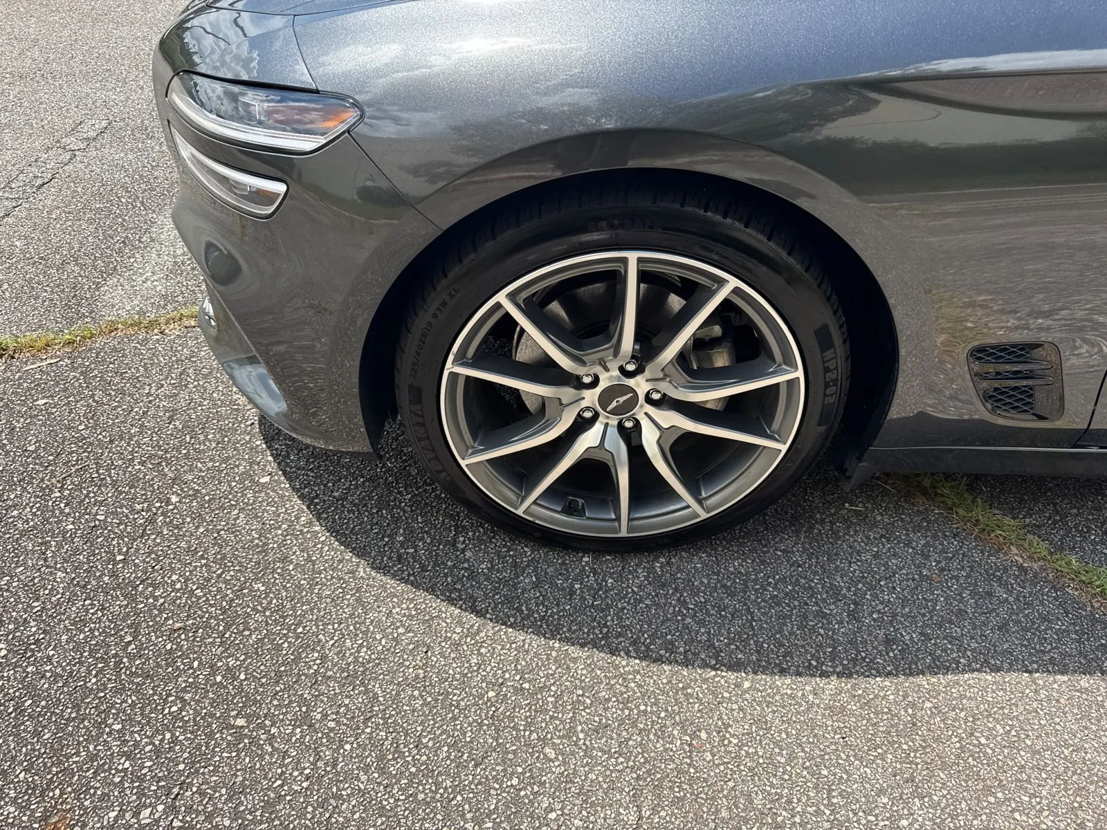 2022 GENESIS G70 Standard - Photo 11