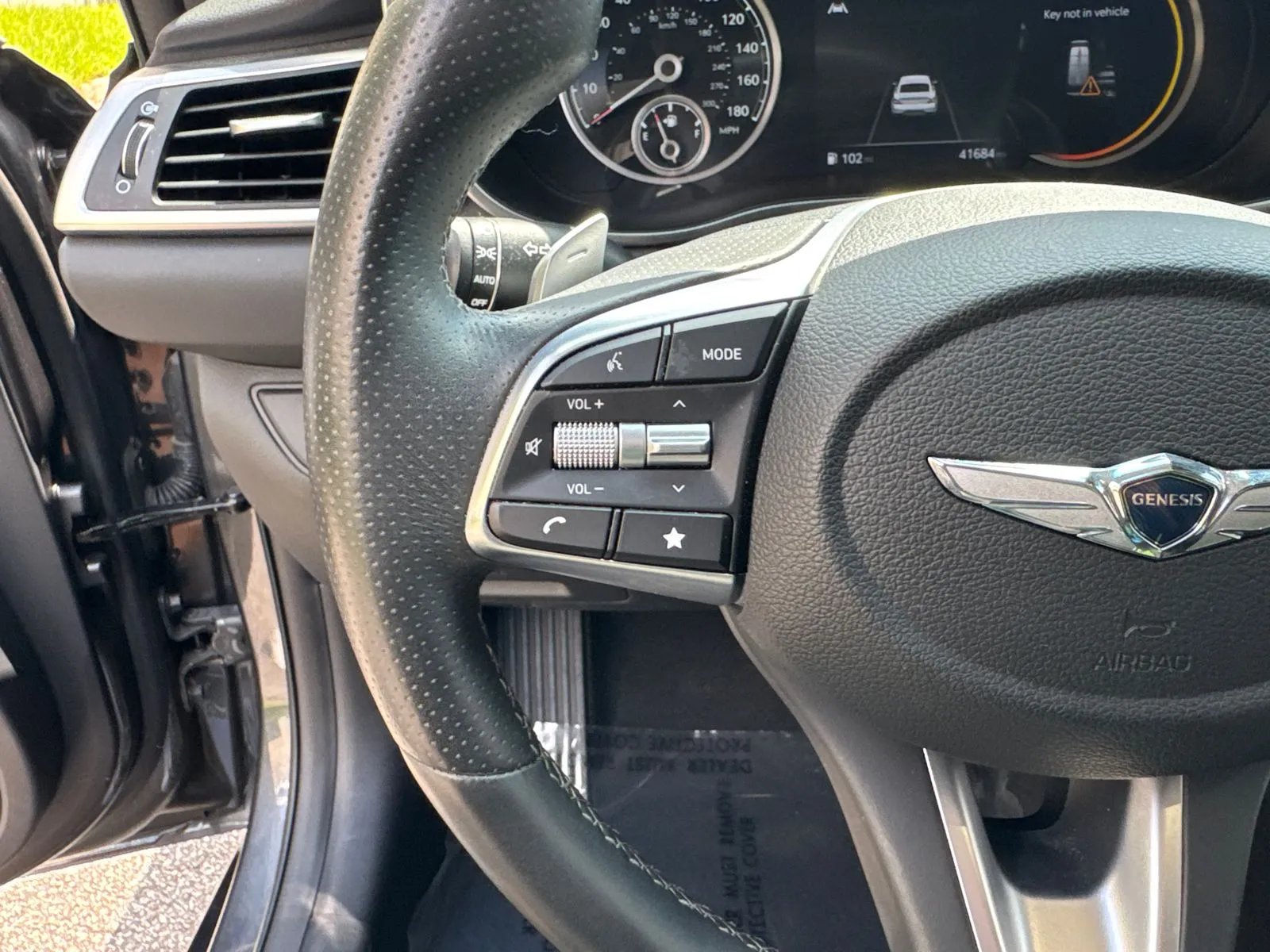 2022 GENESIS G70 Standard - Photo 24