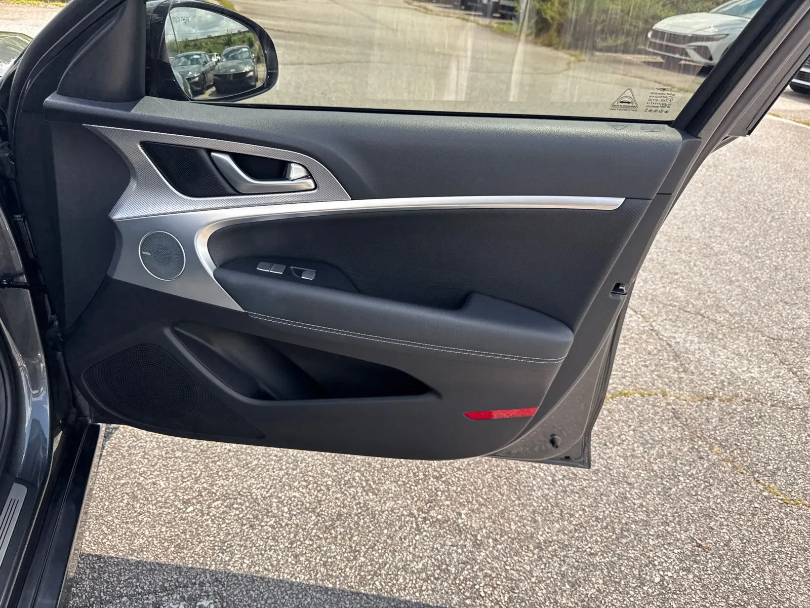 2022 GENESIS G70 Standard - Photo 14